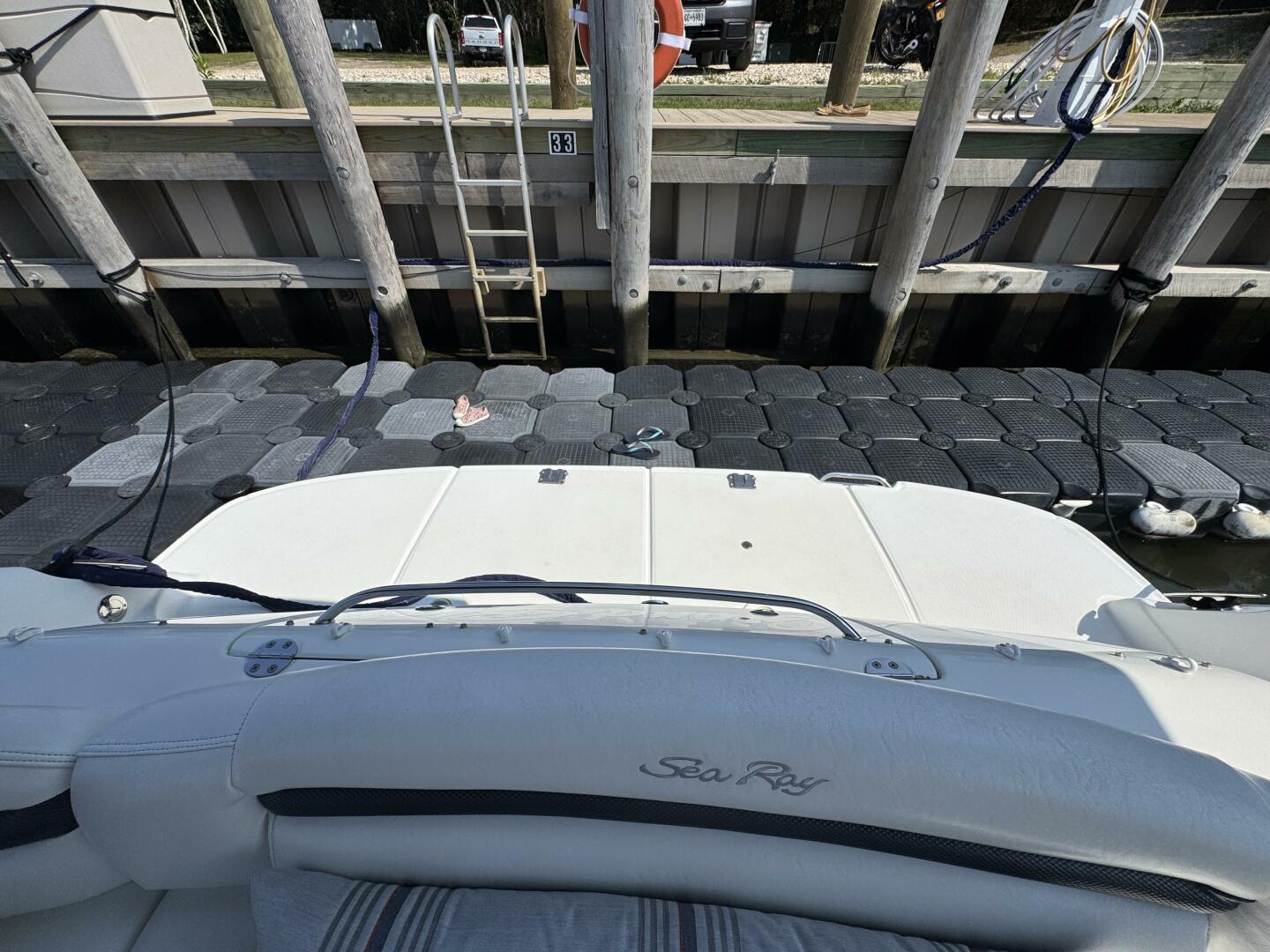 2003 Sea Ray 420 Sundancer - Image 7
