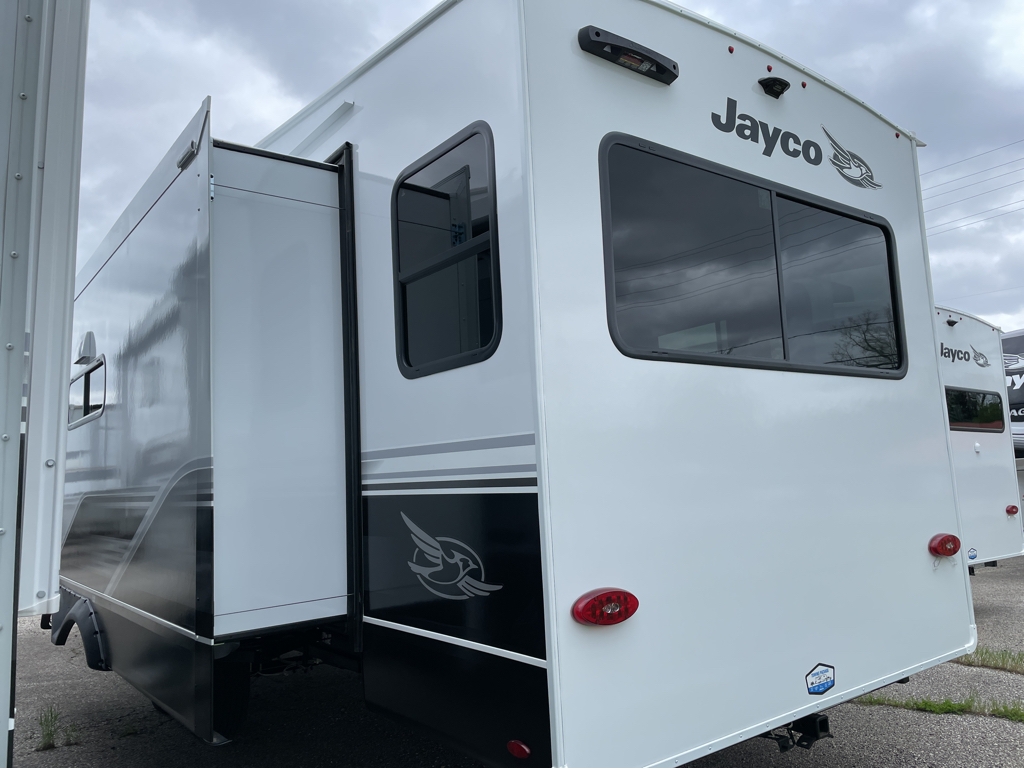 2026 Jayco Eagle SLE 30RLT - Image 3