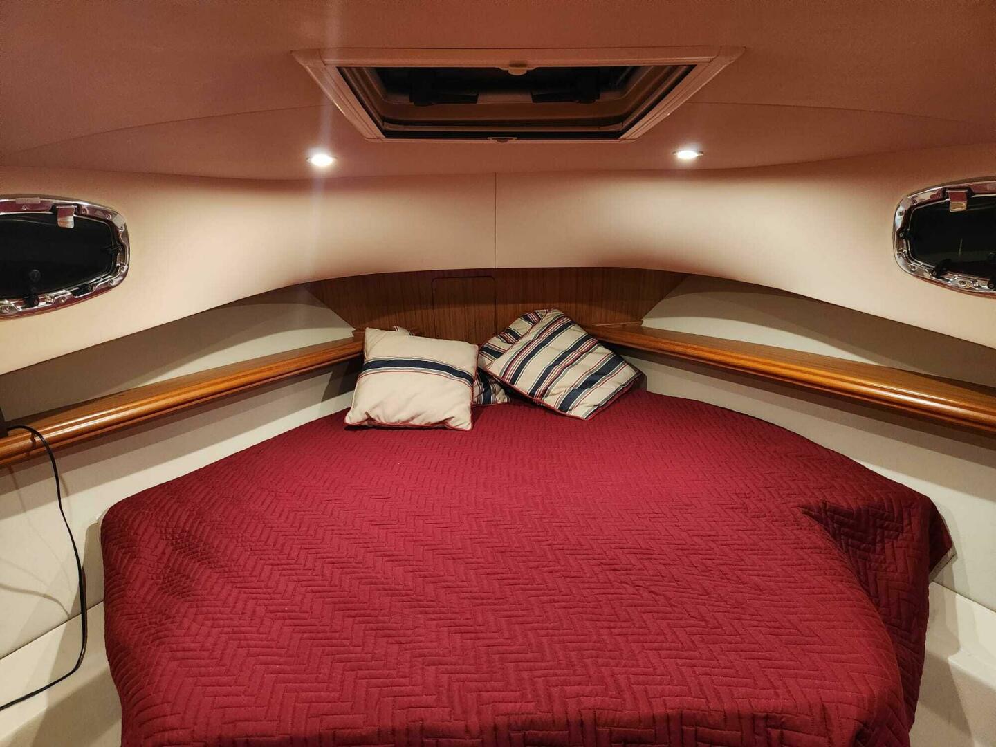 2016 Mainship M34 Pilot - Image 16