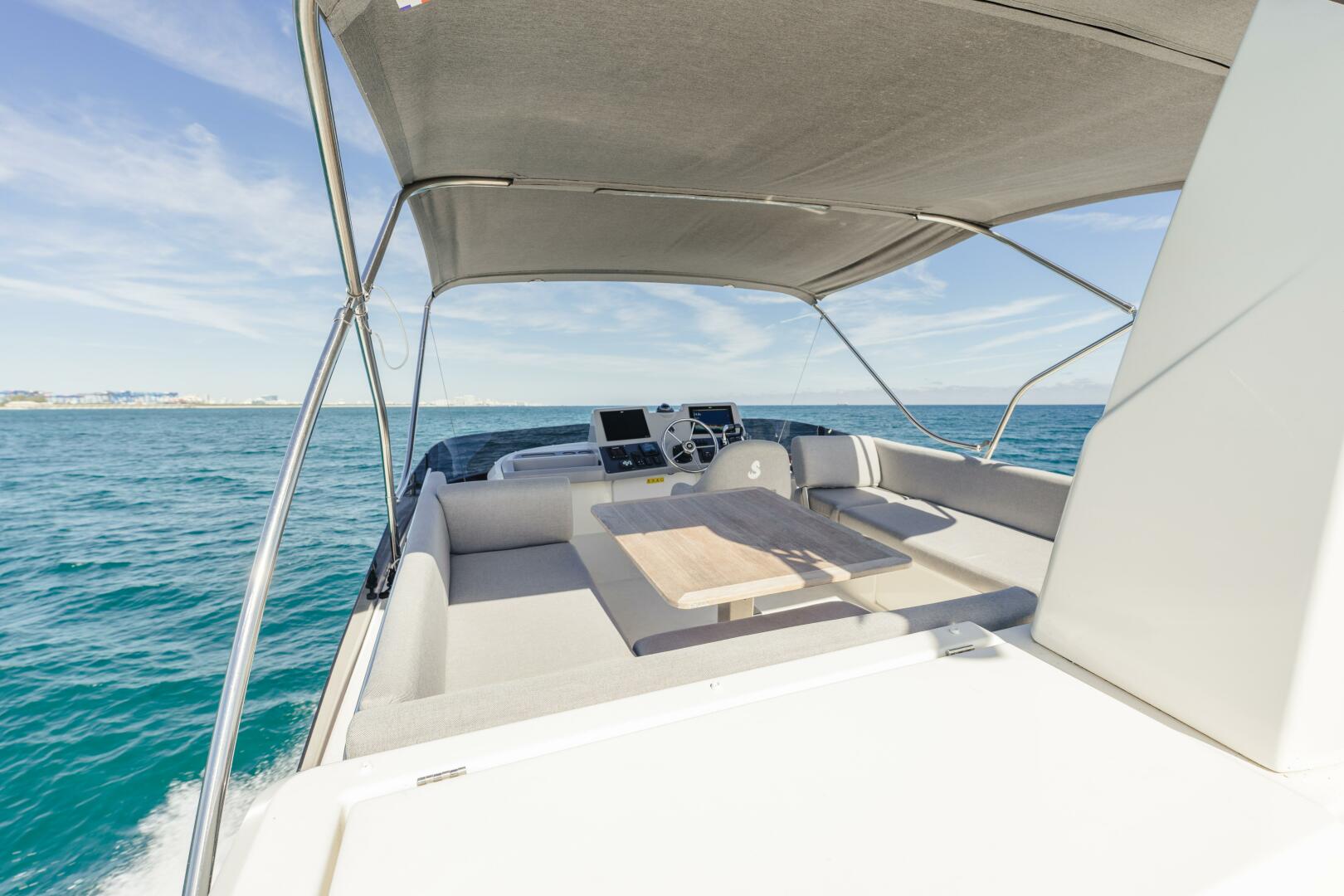 2025 Beneteau - Image 11