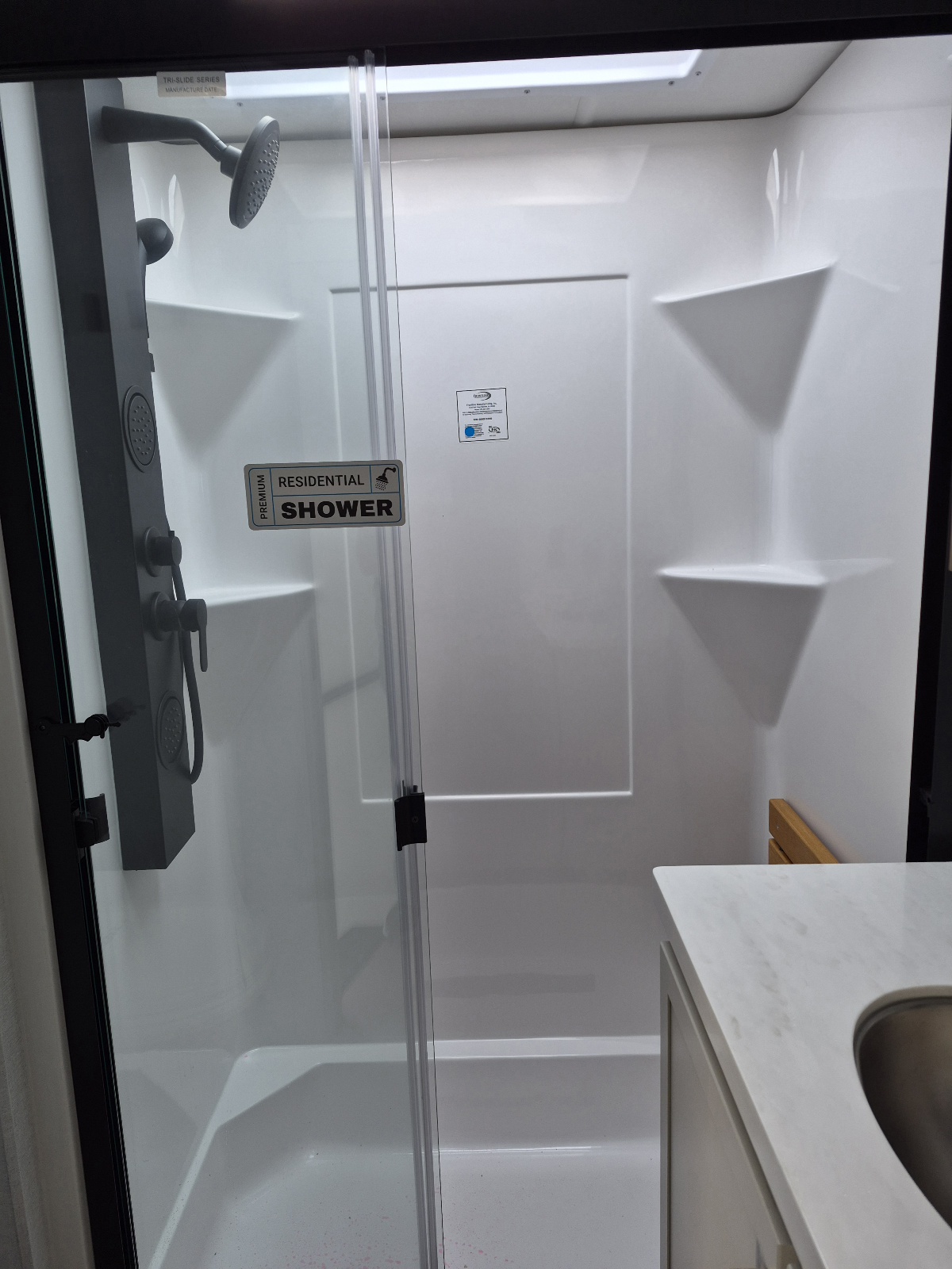 2027 Alliance RV PARADIGM 310RL - Image 11