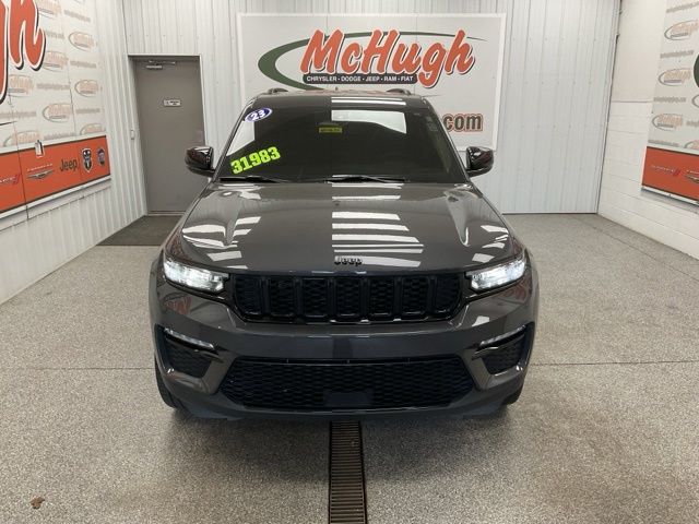 2023 Jeep Grand-Cherokee-L Laredo Altitude 4x4 - Image 2