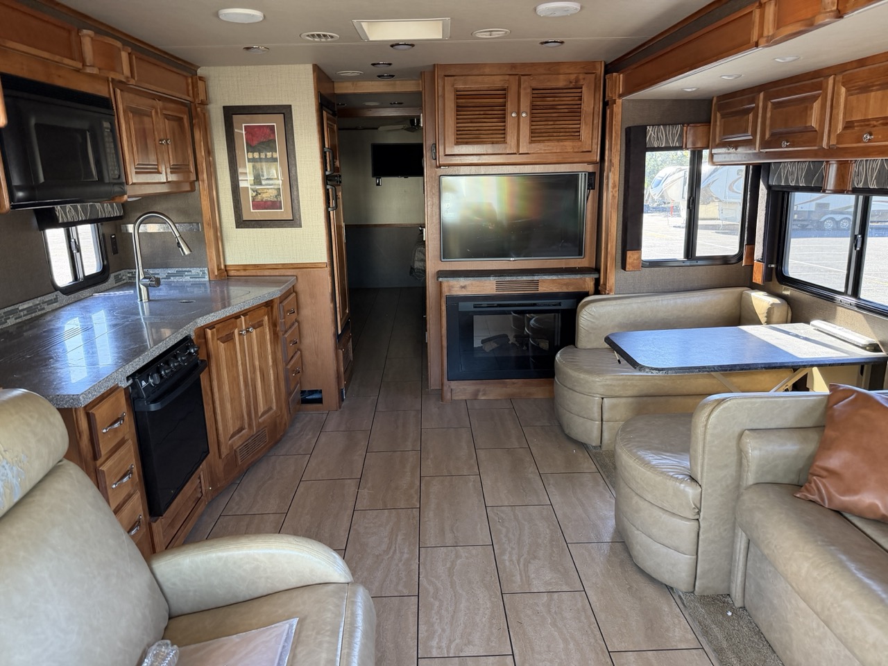 2016 Tiffin Allegro 35 QBA - Image 6