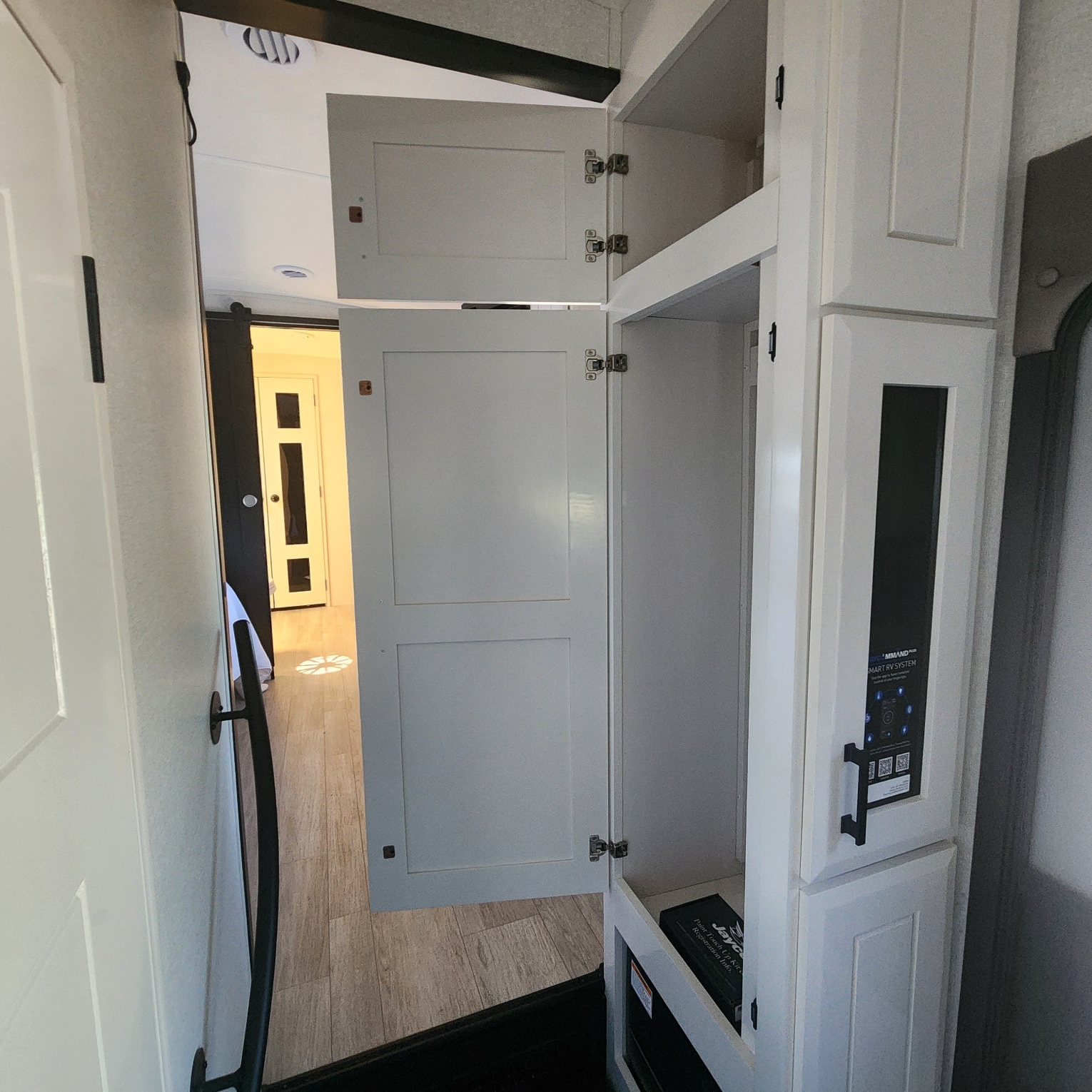 2026 JAYCO PINNACLE 38FBRK - Image 36