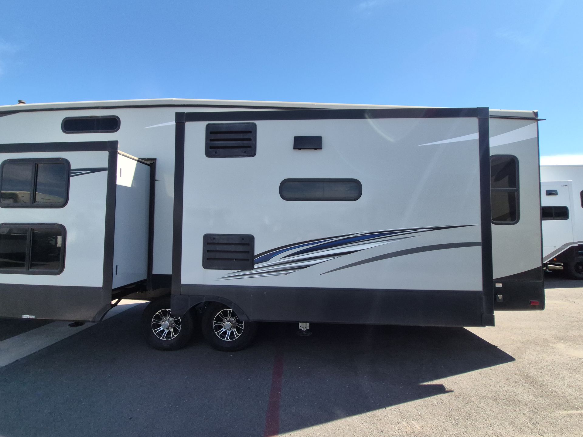 2020 Heartland ElkRidge ER 38 MB - Image 6