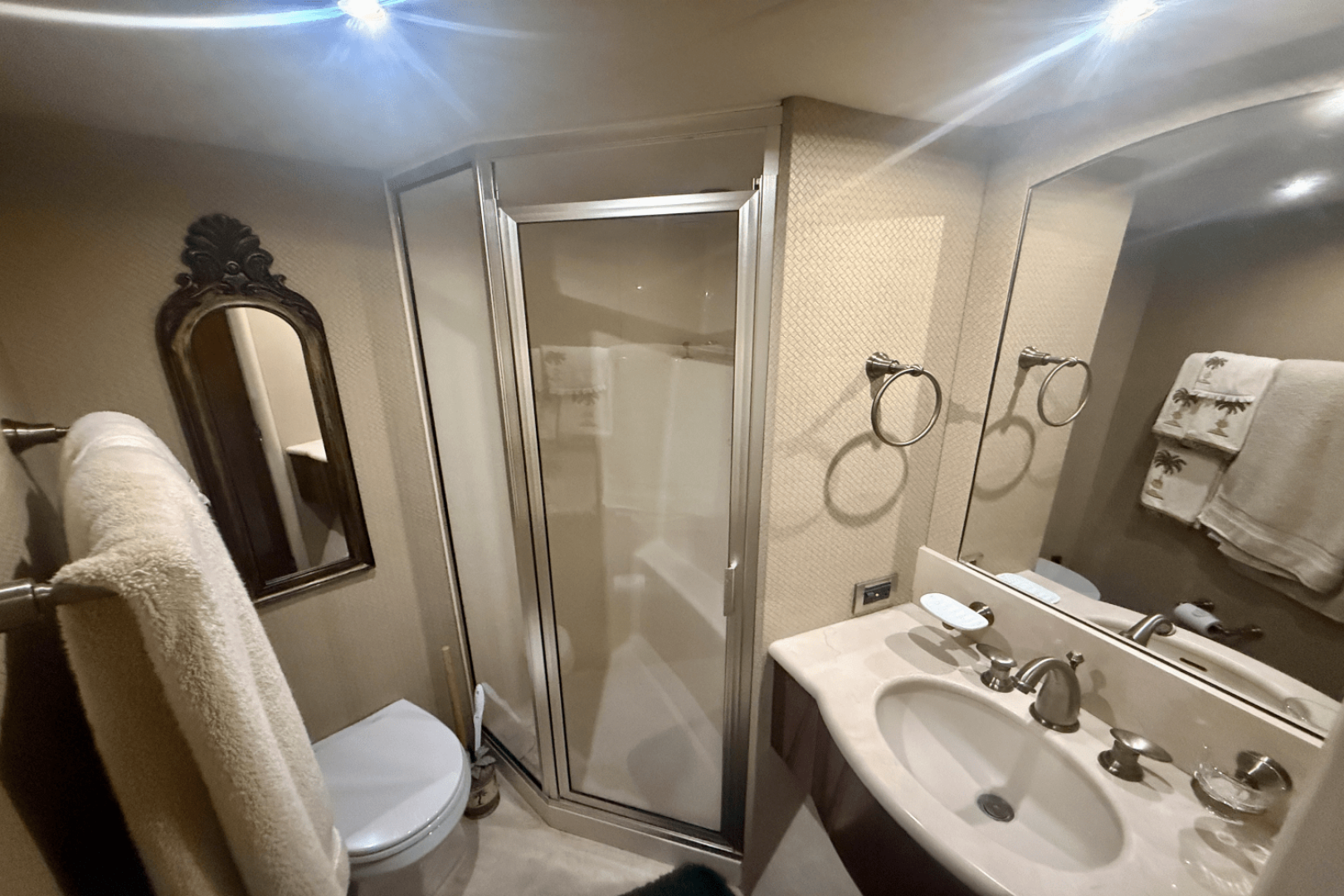 2005 68 FLYBRIDGE - Image 39