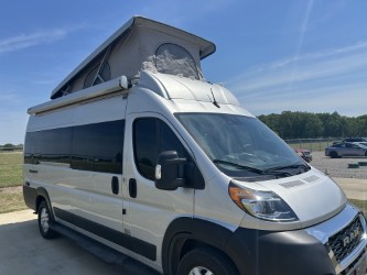 2023 THOR MOTOR COACH SEQUENCE 20J - Image 2