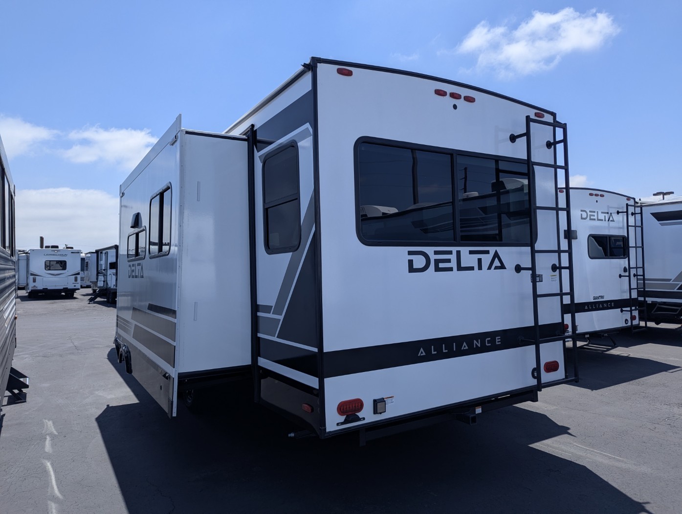 2026 Alliance RV Delta 292RL - Image 5