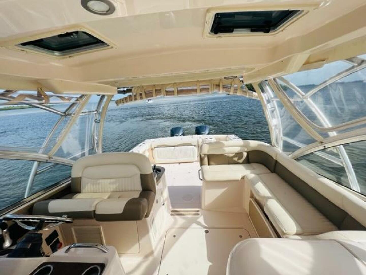 2014 Grady-White Freedom 335 - Image 24