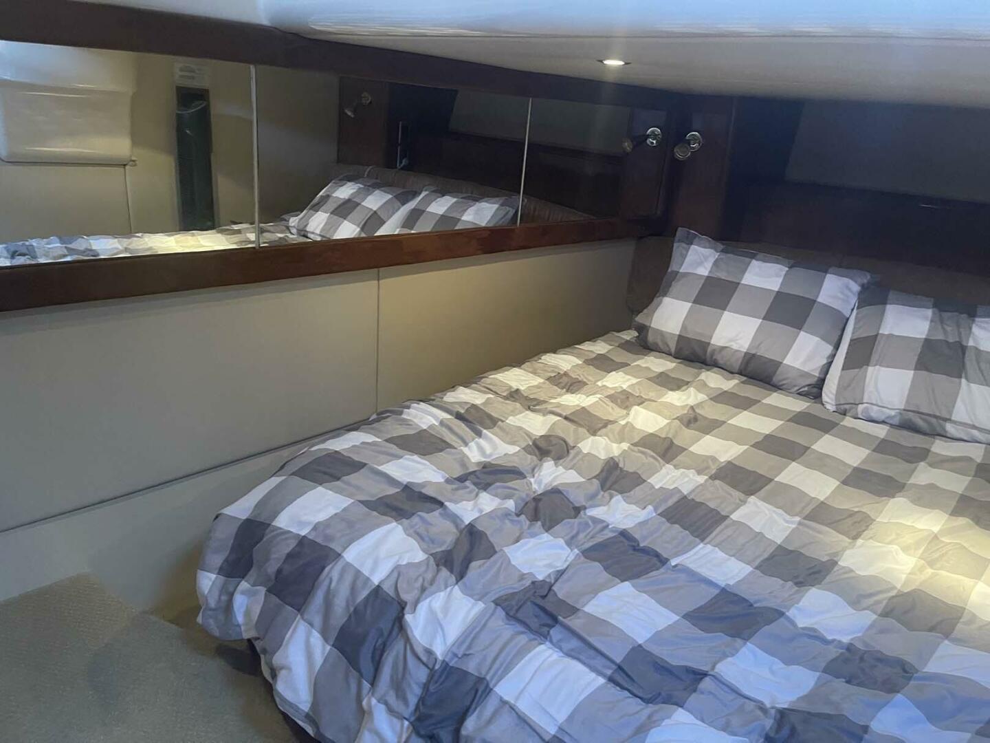 2006 Meridian 411 Sedan - Image 31