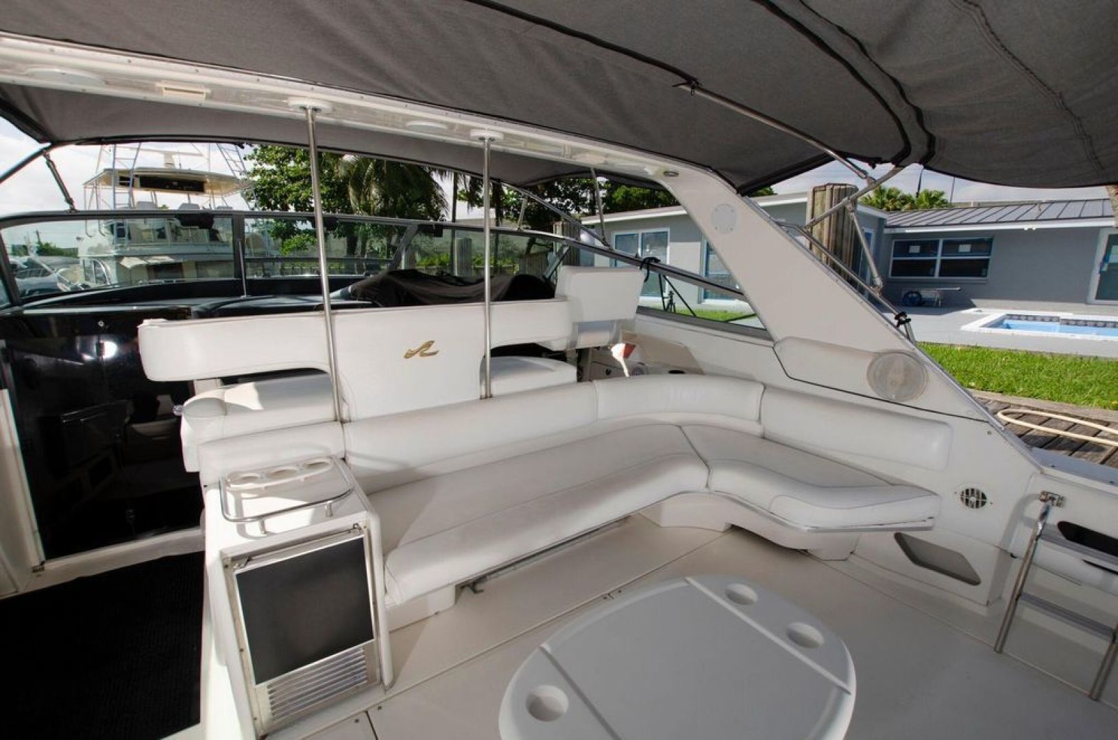 1993 Sea Ray Sundancer - Image 6