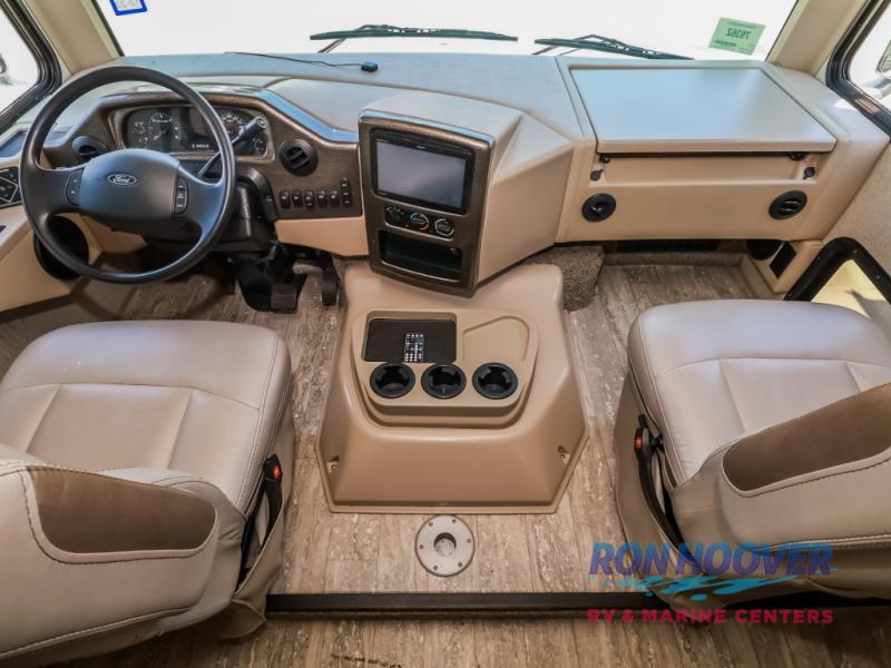 2020 THOR MOTOR COACH 35M - Image 8