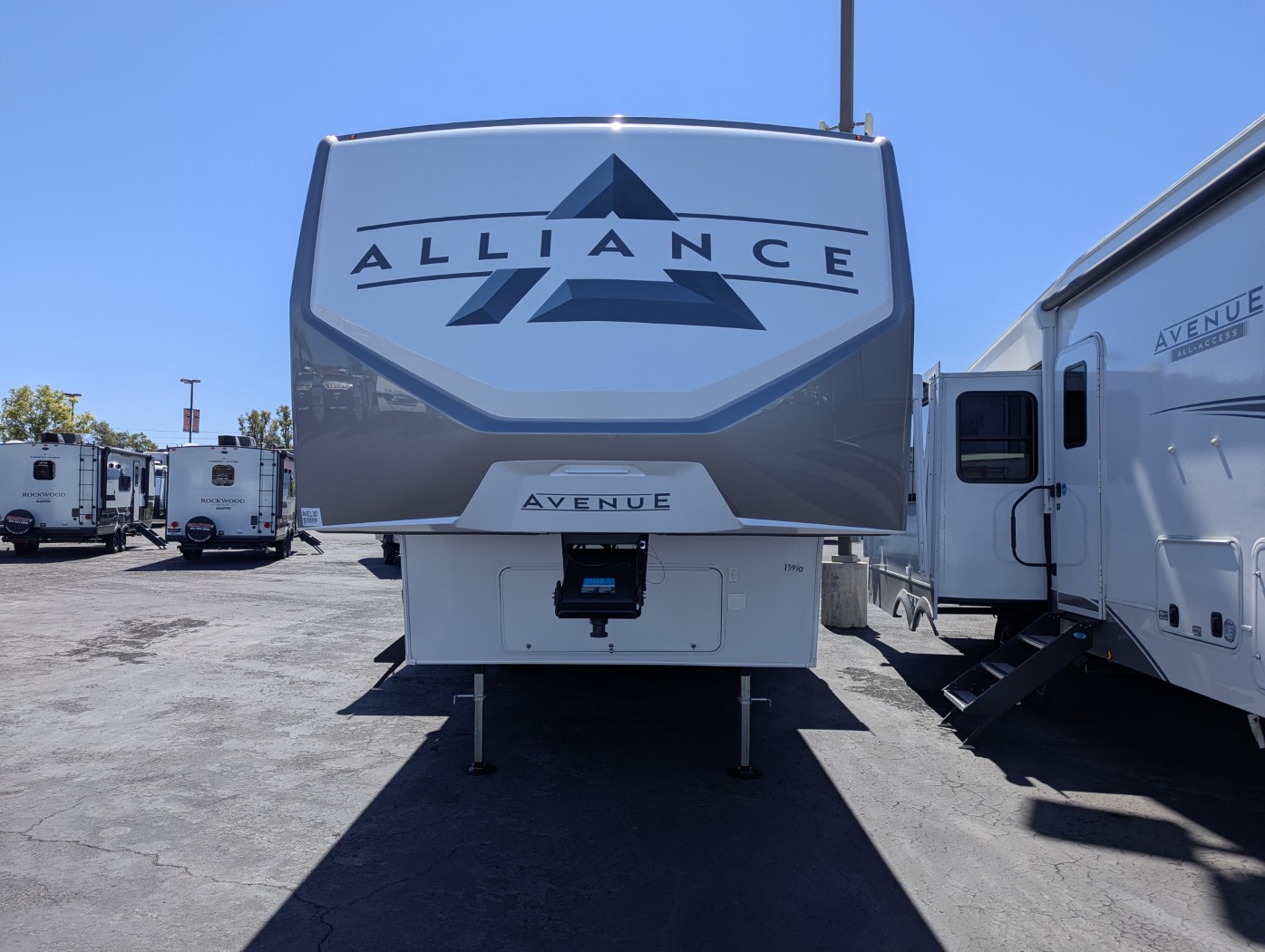 2026 Alliance RV Avenue 29RL - Image 2