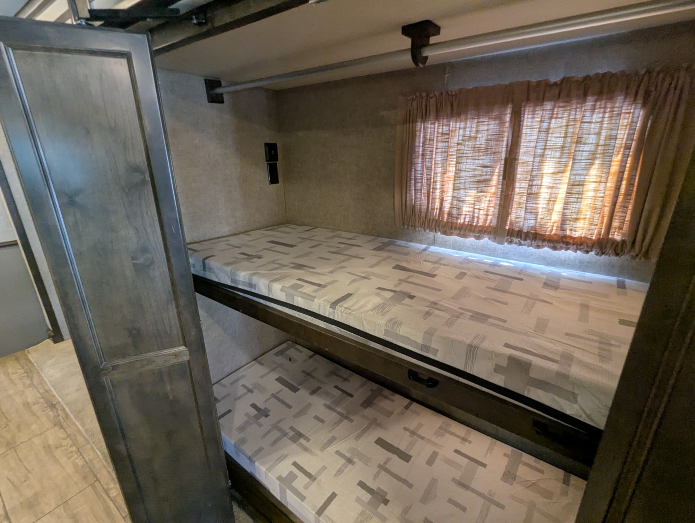2019 Tiffin Open Road Allegro 36 UA - Image 29