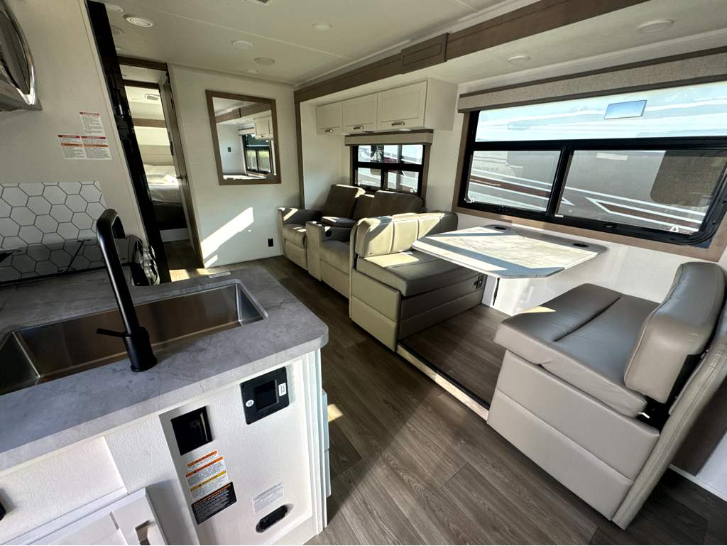 2027 JAYCO GREYHAWK 30Z - Image 9
