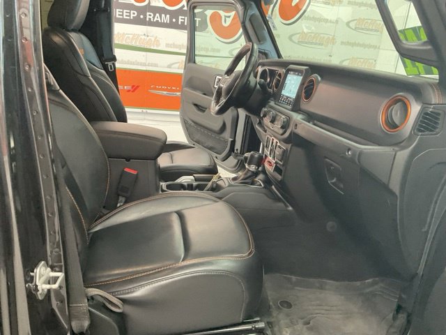 2021 Jeep Gladiator Crew Cab Mojave 4WD - Image 36