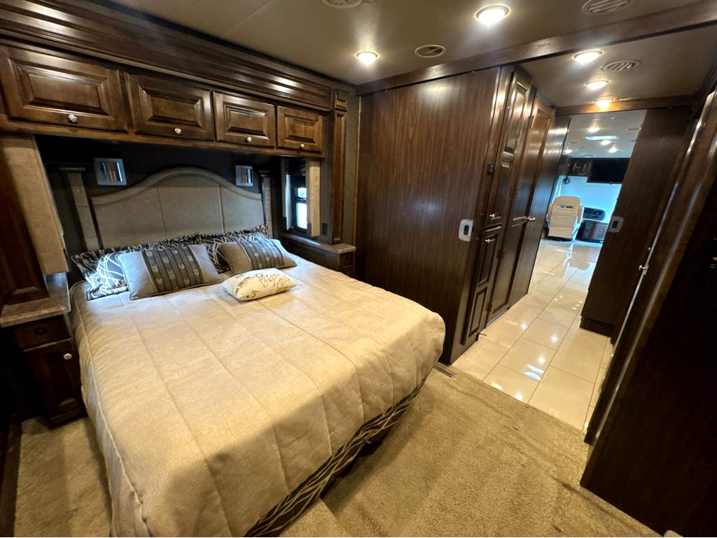 2016 TIFFIN ALLEGRO RED 38QBA - Image 19