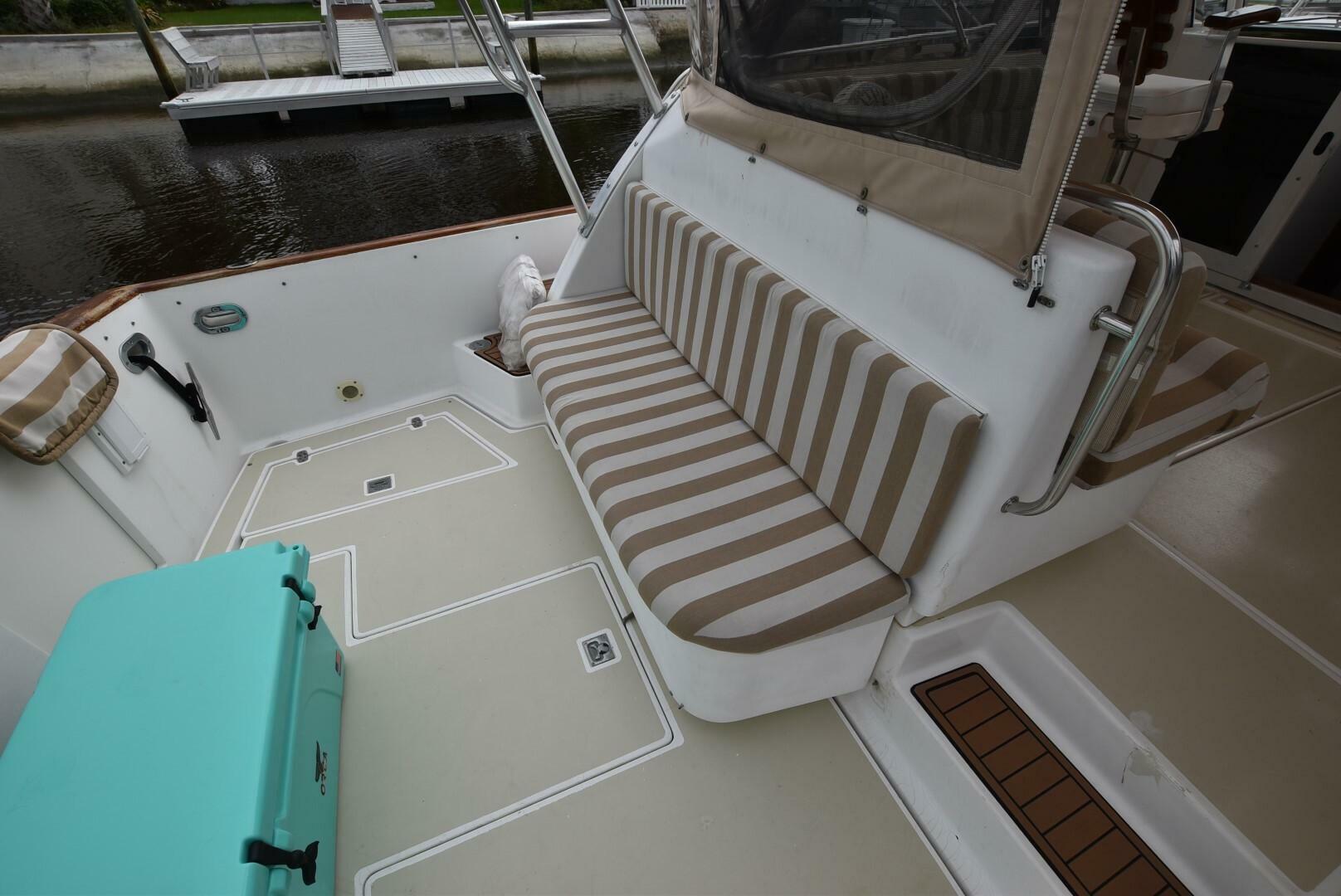 1999 Legacy 34 Express - Image 5