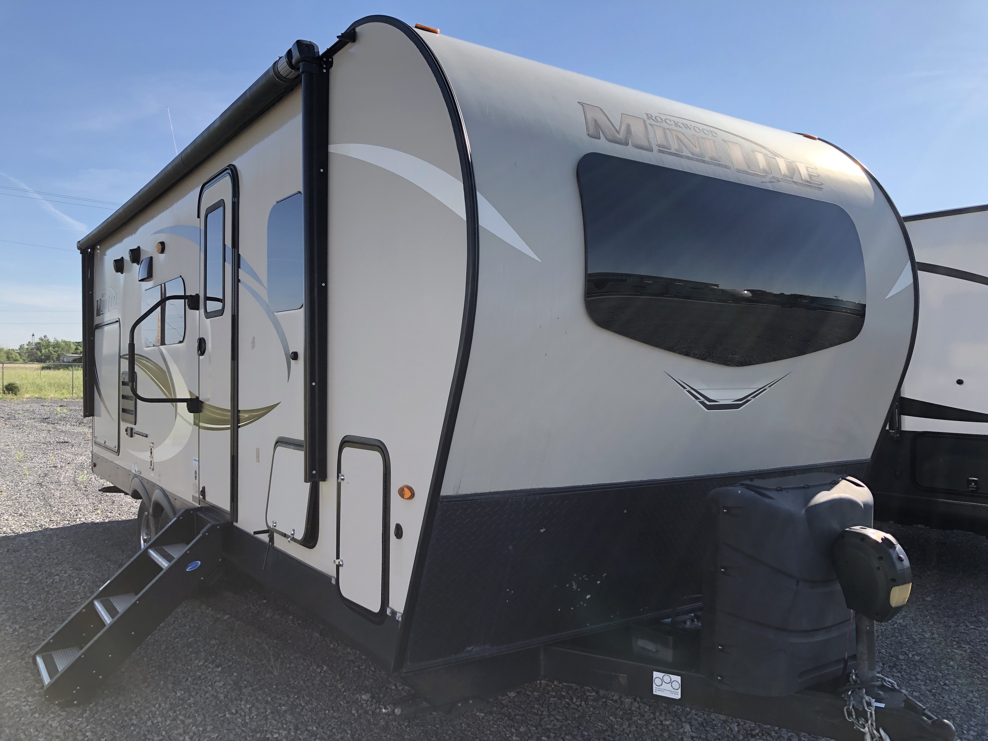 2020 Forest River Rockwood Mini Lite 2507S - Image 1