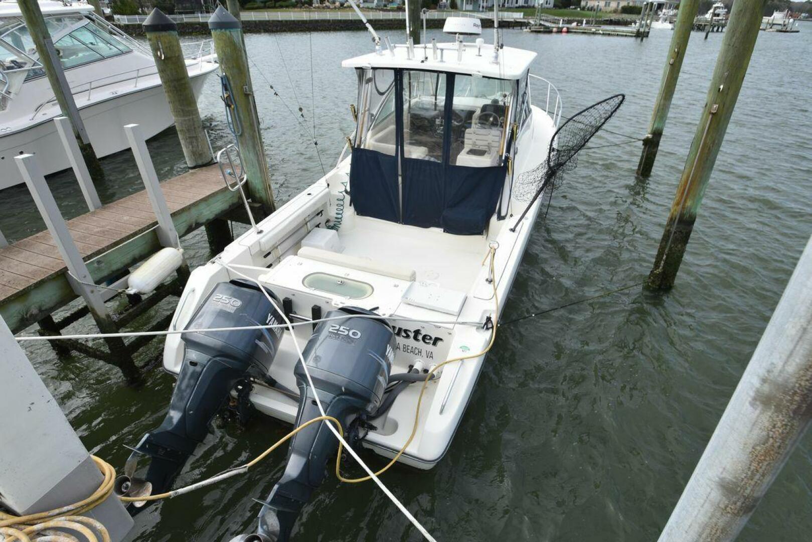 2005 Pursuit 3070 Offshore Express - Image 2