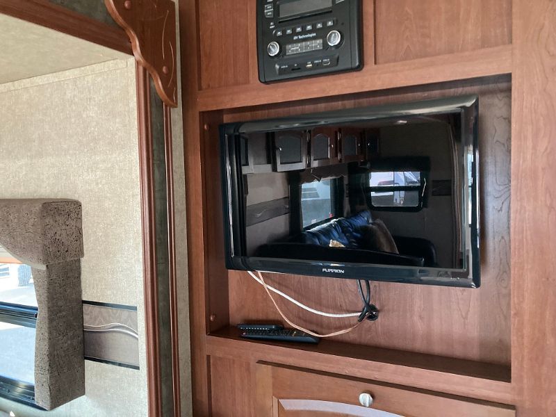 2015 Forest River Rockwood Ultra Lite 2604WS - Image 11