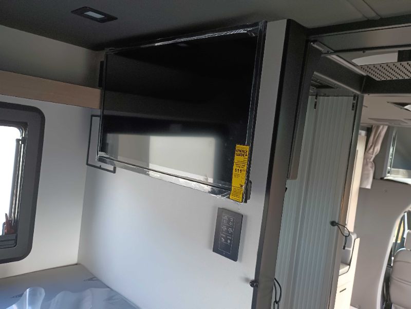 2026 Grand Design Lineage Series M 25TK - Image 21