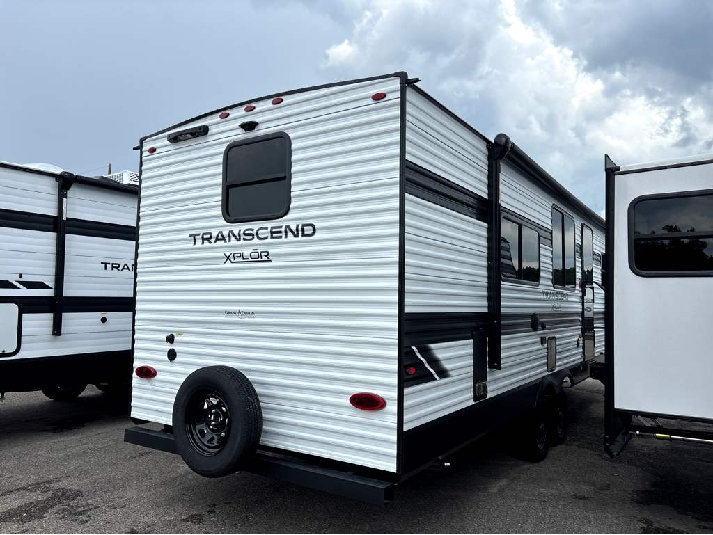2026 GRAND DESIGN TRANSCEND 26RBX - Image 6