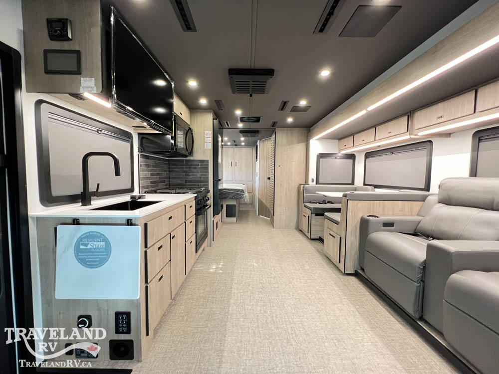 2027 Grand Design Lineage Series F 31ZW - Image 3