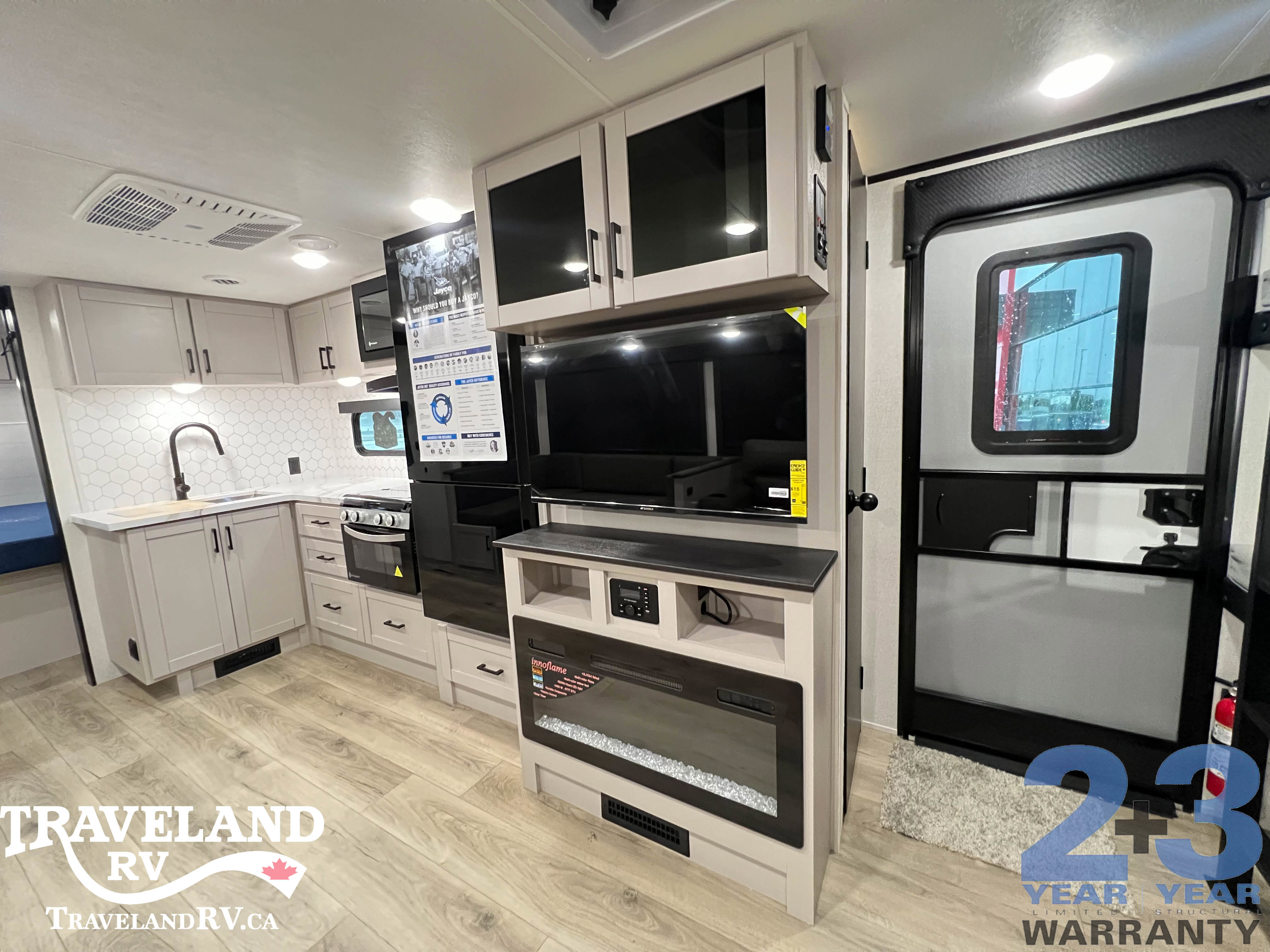 2026 Jayco Jay Feather 27BH - Image 22