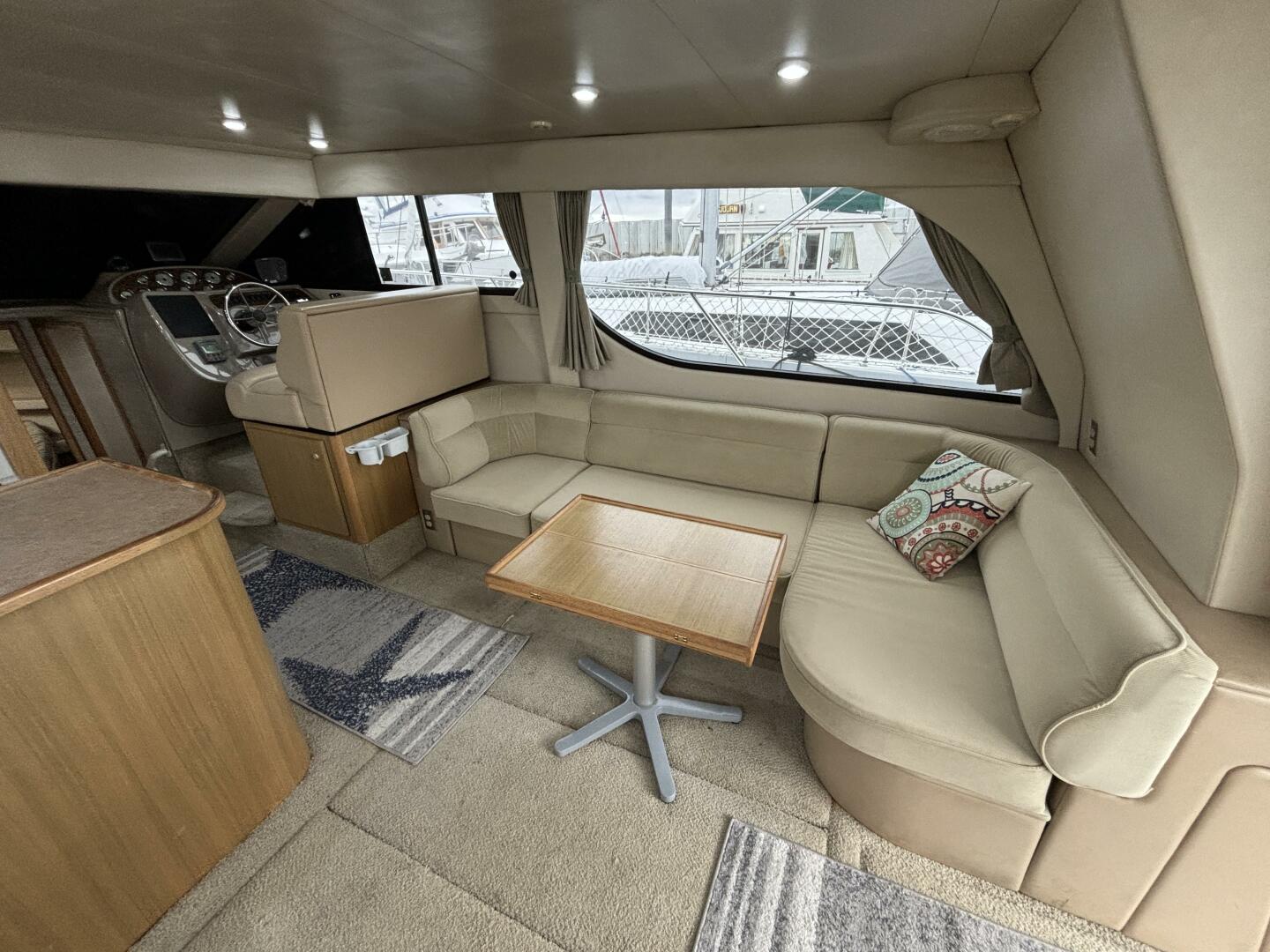 2000 Bayliner 3788 Command Bridge - Image 13