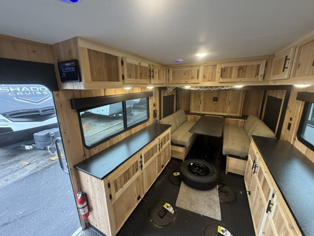 2027 CHEROKEE GREY WOLF 21JBH - Image 18
