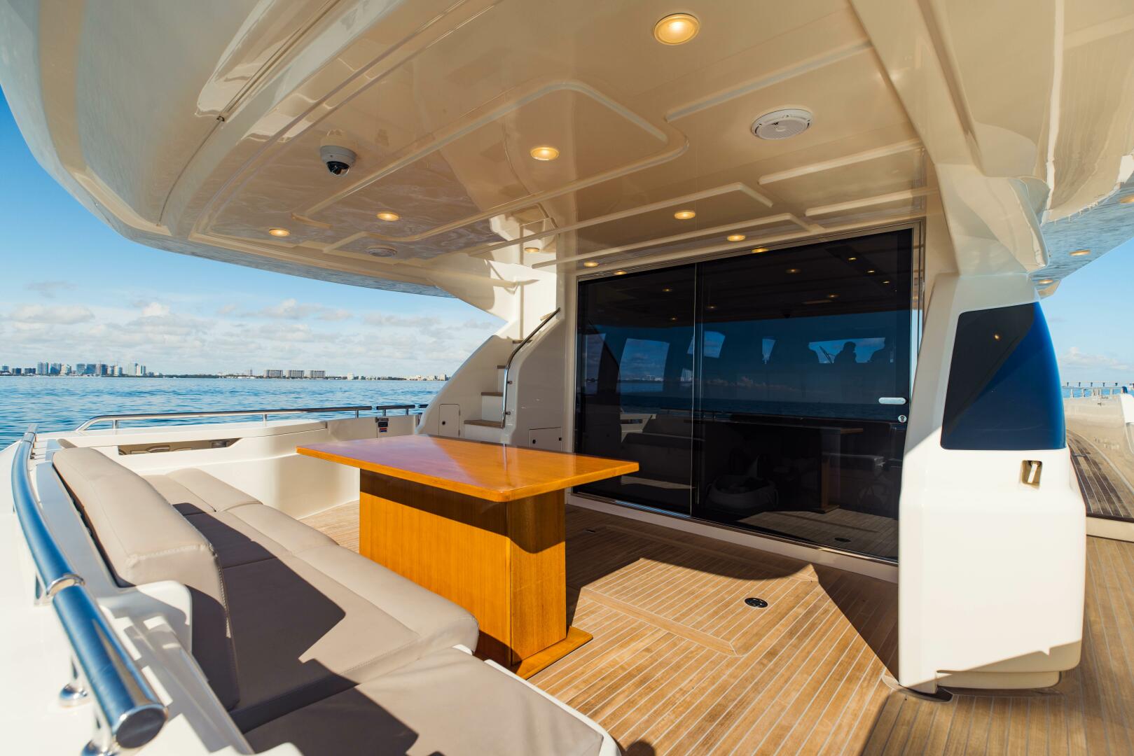 2017 Ferretti Yachts 750 - Image 46