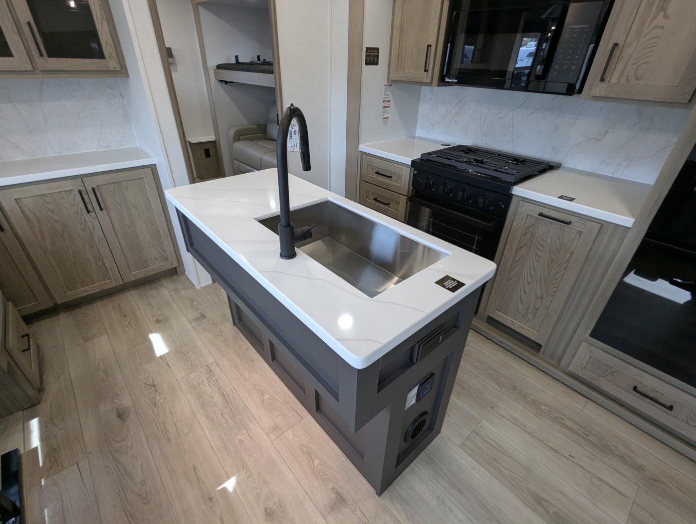 2026 Forest River Rockwood Signature 8336BH - Image 20