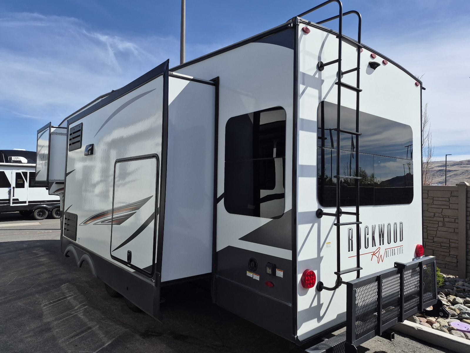 2022 Forest River Rockwood Ultra Lite 2883WS - Image 3