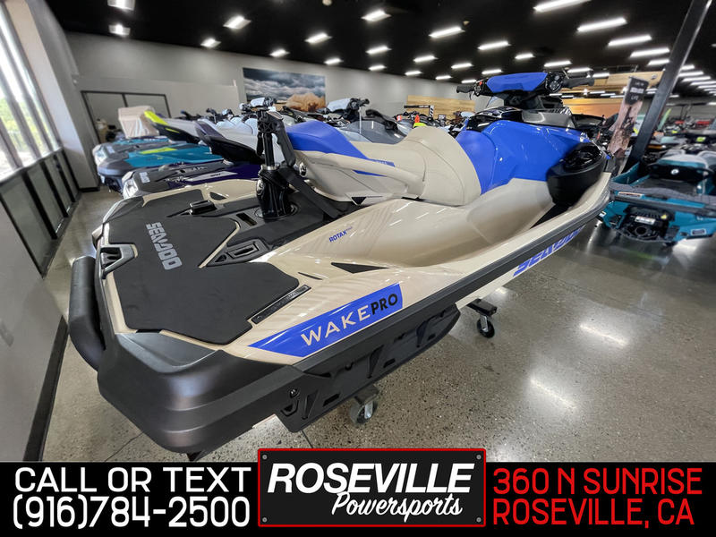 2025 Sea-Doo WAKE PRO 230 AUDIO IBR IDF - Image 4