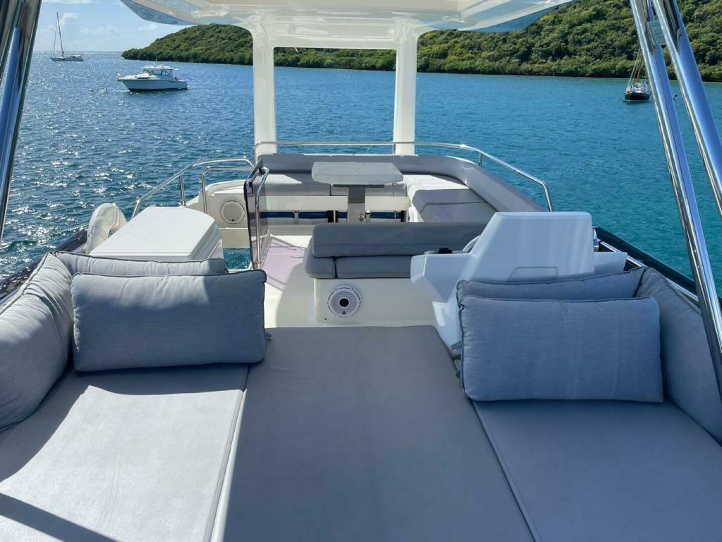 2016 Ferretti Yachts 550 - Image 8