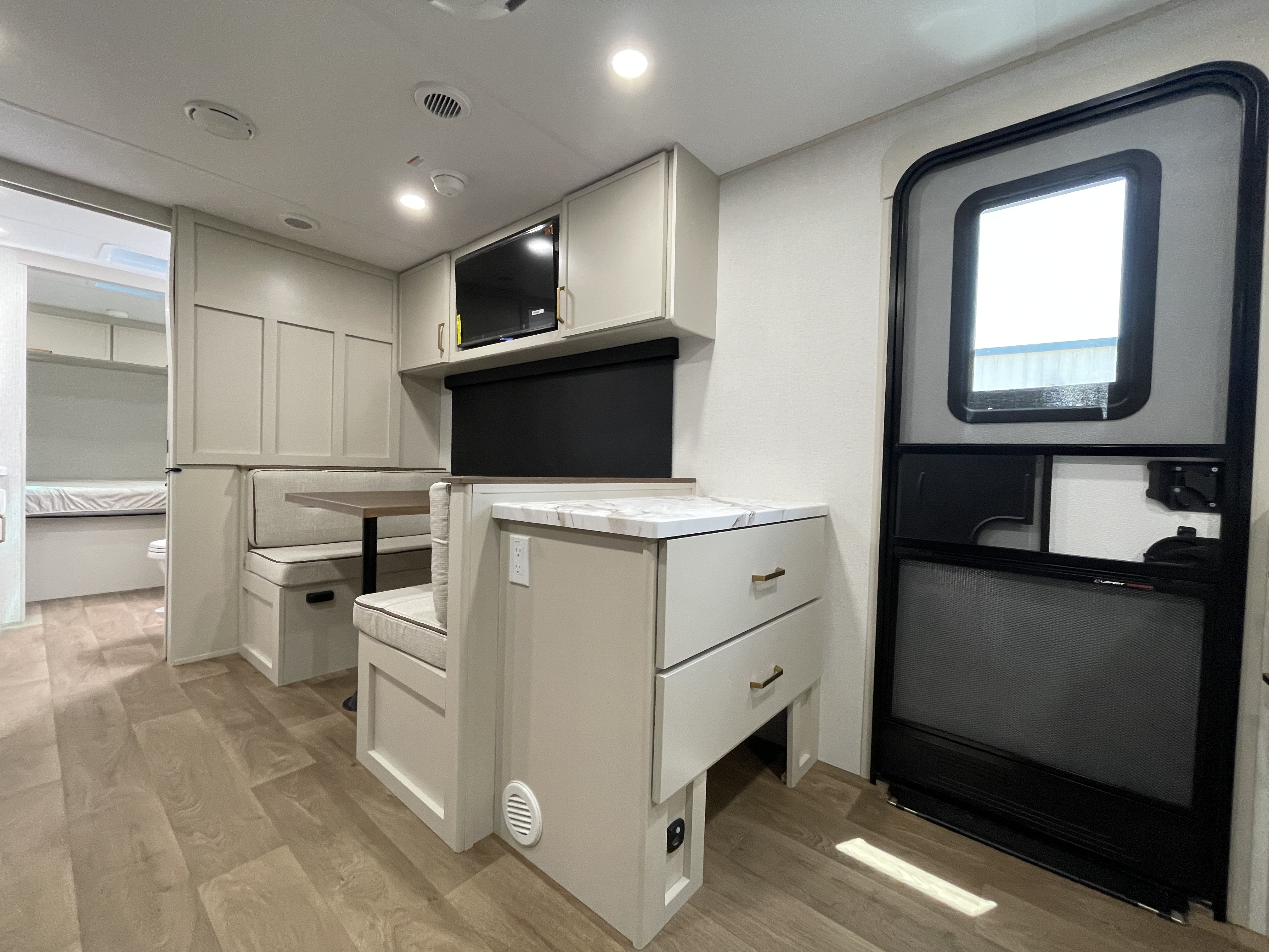 2027 Grand Design Imagine XLS 23LDE - Image 11