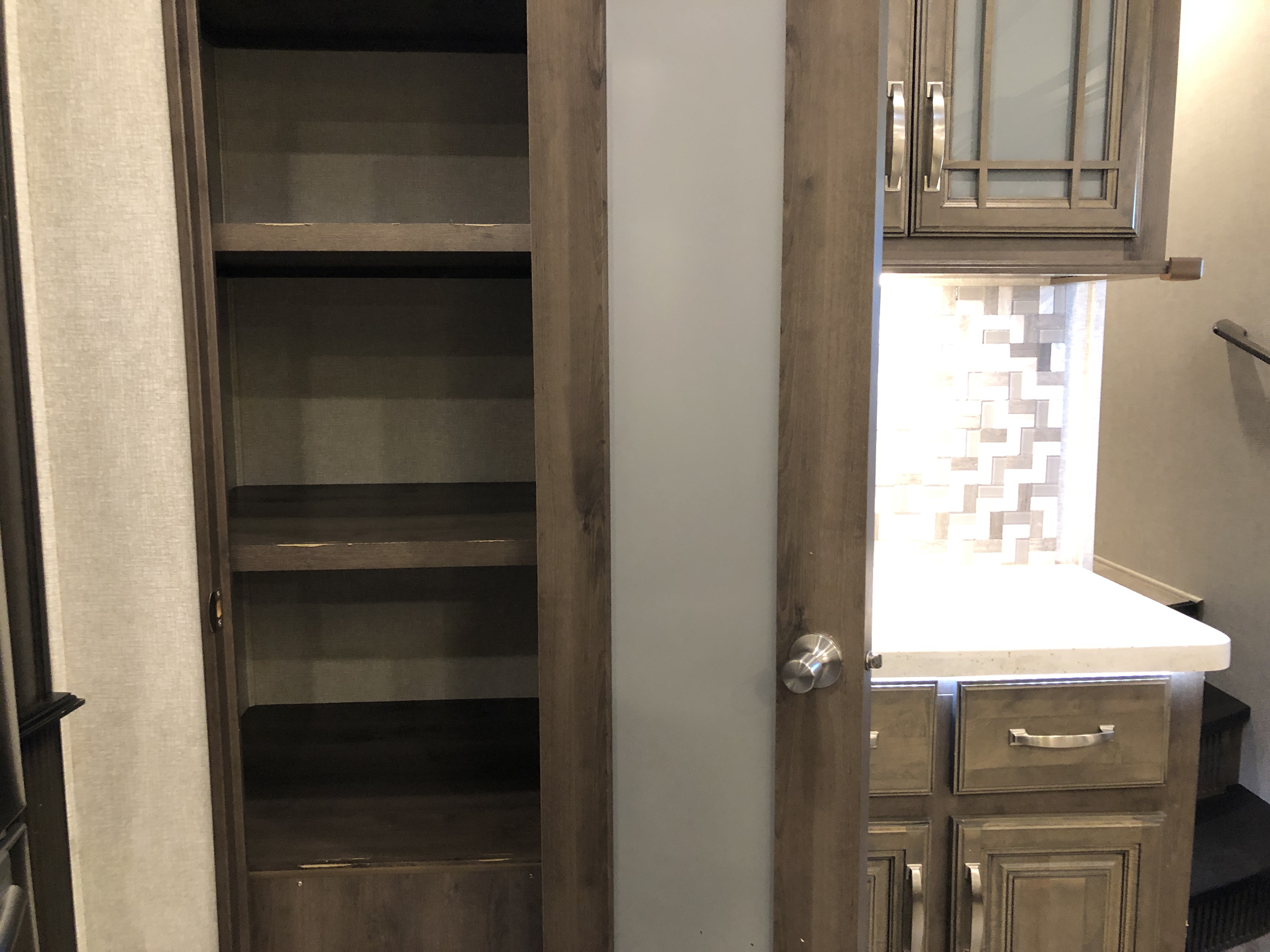 2019 Keystone Montana 3121RL - Image 21