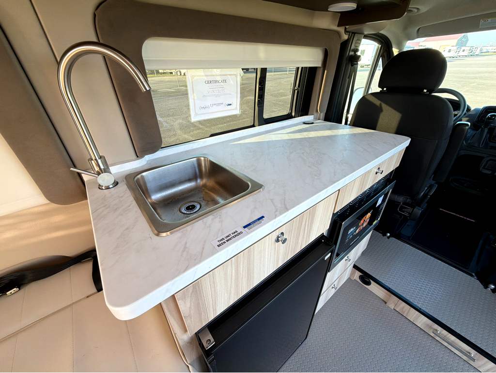 2027 ENTEGRA COACH ETHOS 20T - Image 20