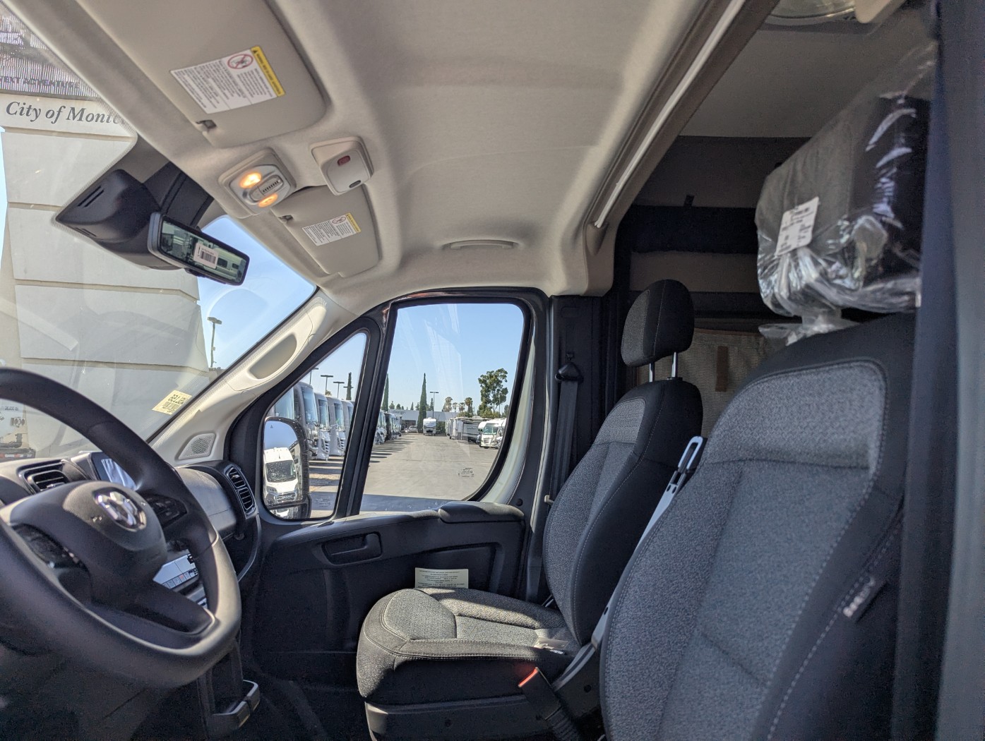 2027 Winnebago Solis Pocket 36A - Image 7