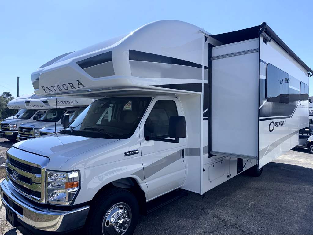 2027 ENTEGRA COACH ODYSSEY 24B - Image 2