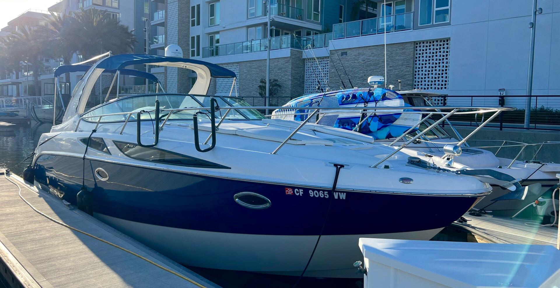 2012 Bayliner 335 - Image 8