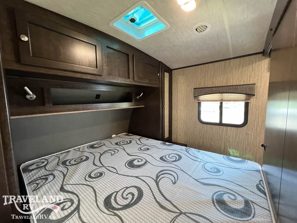 2018 Heartland Sundance XLT SD XLT 291 QB - Image 18