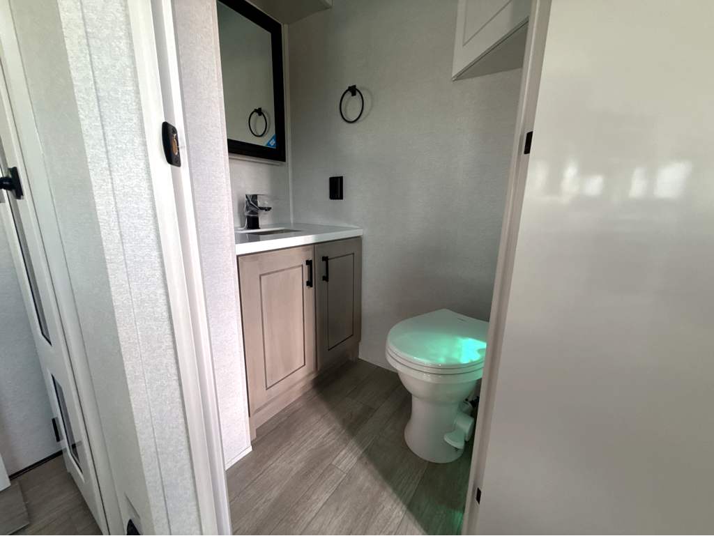 2026 JAYCO PINNACLE 36FBTS - Image 19