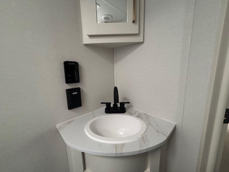 2026 Grand Design Transcend XPLOR 19BHX - Image 12