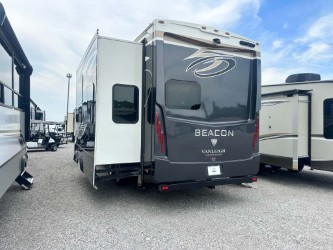 2023 VAN LEIGH BEACON 32RLB - Image 20