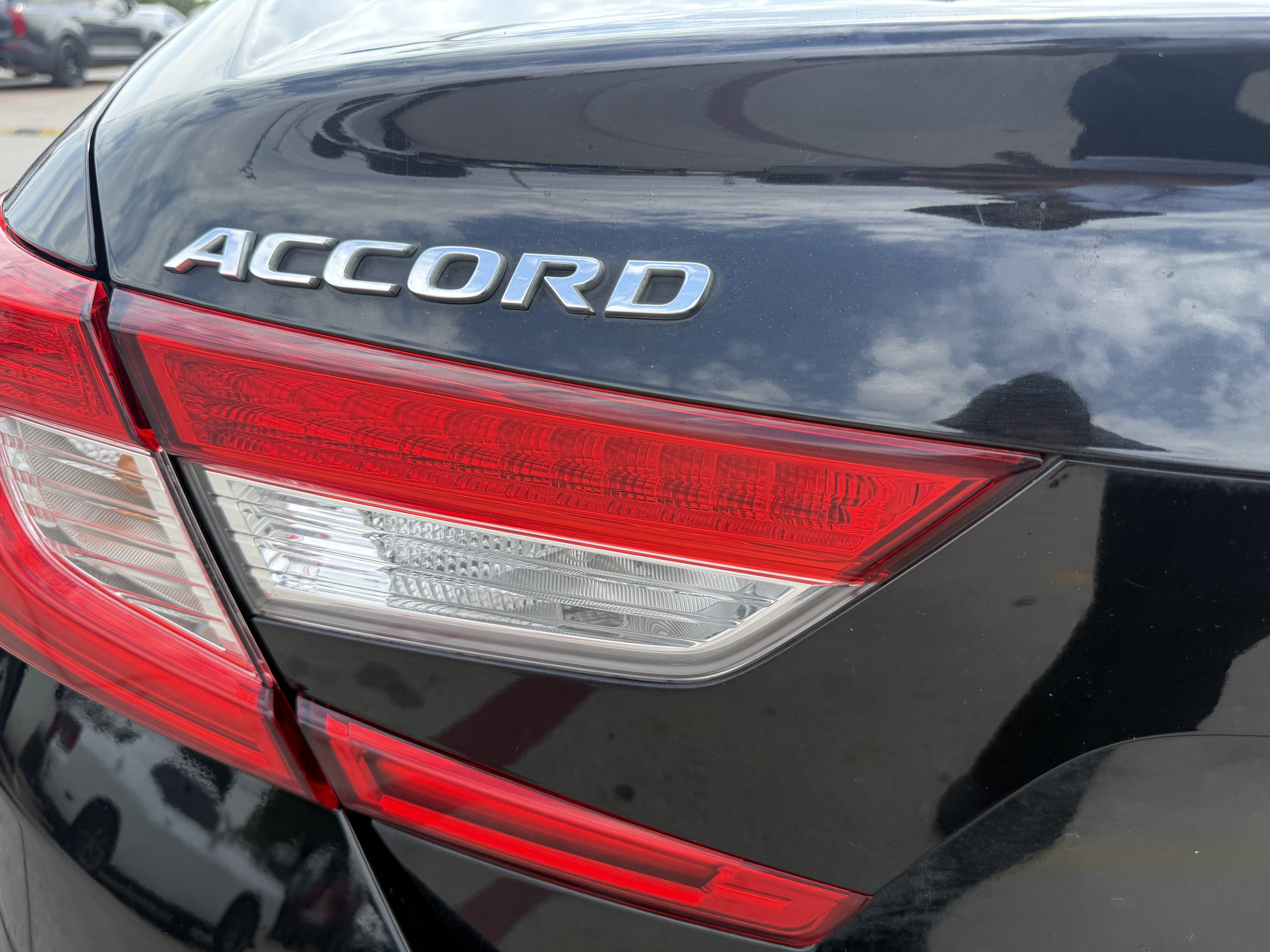 2018 Honda Accord Sedan 4D LX I4 - Image 7