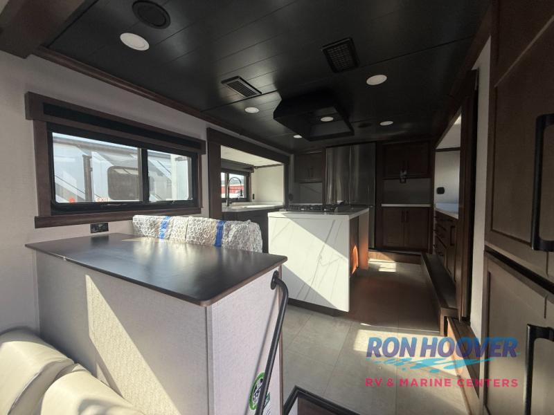2025 FOREST RIVER 421FK - Image 152