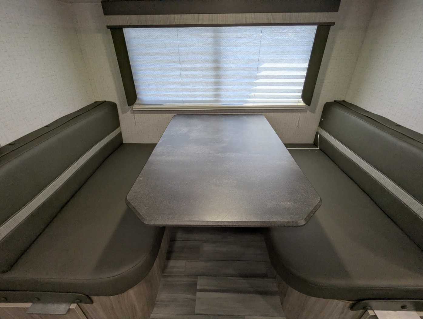 2021 Winnebago Micro Minnie 1808FBS - Image 16