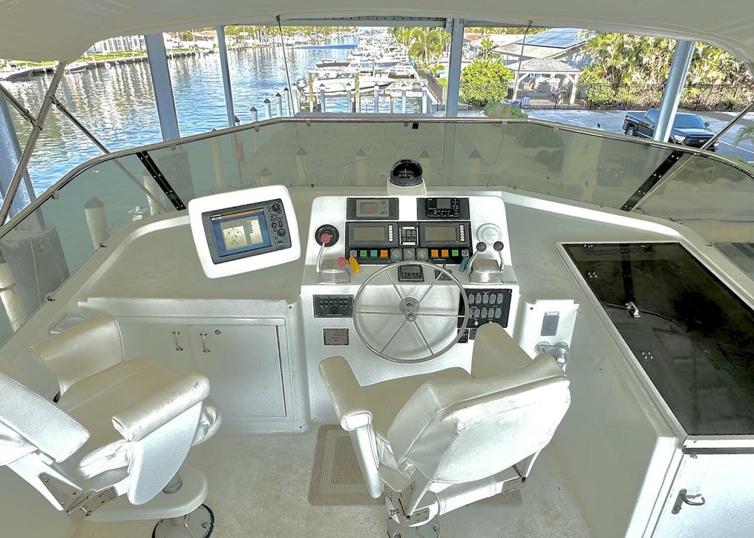 1994 Hatteras Cockpit Motoryacht - Image 33